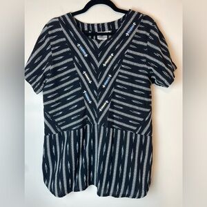 Dignity Not Charity Short Sleeve Embroidered Black White Top Cotton Medium